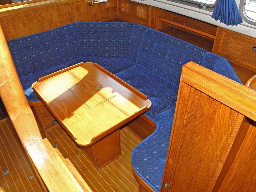 Steuerhaus, Innenausstattung